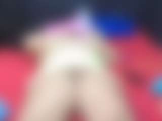 Live cam show with shanttal - Middle Aged on madthumbs