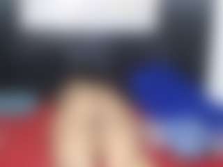 Show de cam en vivo con shanttal - Granny Dildo en Camsoda