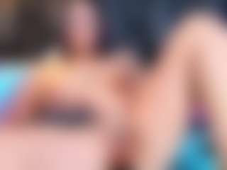 Live cam show with DahianaMoss - Petite on Camsoda
