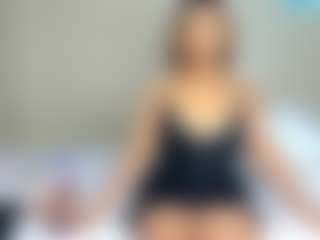 kinkytalia's Live Sex Cam Show
