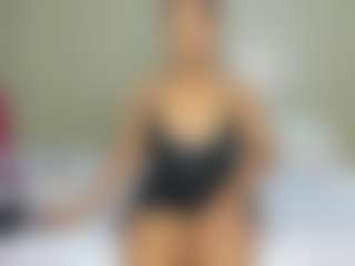 Live cam show with kinkytalia - Kinky on CamClone
