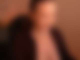 Live cam show with SofieBloom - Average on Camsoda