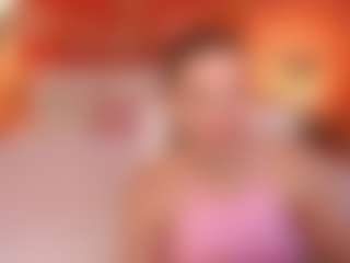 Live cam show with SofieBloom - Average on Big Tits
