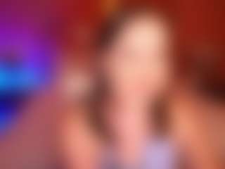 Pokaz na żywo z SofieBloom - Butt Plug na Camsoda