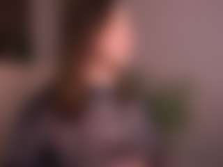 Live cam show with SofieBloom - Butt Plug on WildCum
