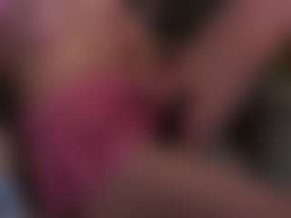 Live cam show with SofieBloom - Brown Hair on https://playwithruby.com