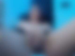 Live cam show with amber-24 - Green Eyes on Mixed Magazine Live