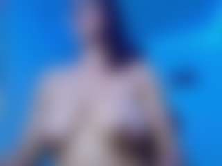 amber-24's Live Sex Cam Show