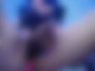 amber-24's Live Sex Cam Show