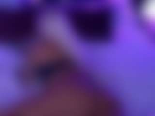 Live cam show with GraceHotDavies - Green Eyes on parknlotfishbdy