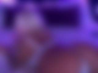 Live cam show with GraceHotDavies - Thong on madthumbs