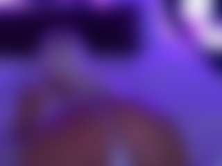Live-camshow met GraceHotDavies - Thong op Camsoda
