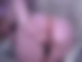 Live cam show with CoolTatiss - Thong on liverealitysex.com