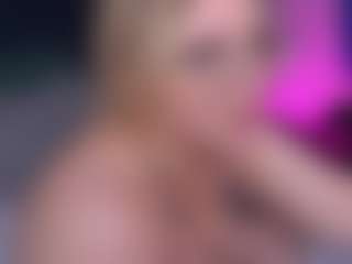 CoolTatiss's Live Sex Cam Show