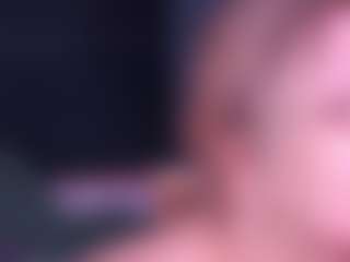 Live cam show with CoolTatiss - Tittyfuck on 1on1-livenow