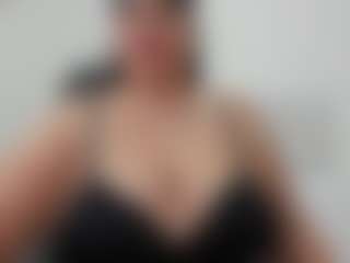 Andrea-curvy1's Live Sex Cam Show