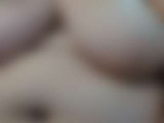 Live cam show with Andrea-curvy1 - Phatass on parknlotfishbdy