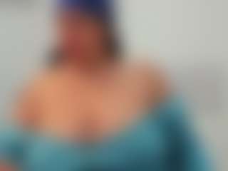 Live cam show with Andrea-curvy1 - Hairy Armpits on Mixed Magazine Live