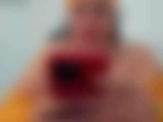 Andrea-curvy1s Live-Sex-Cam-Show