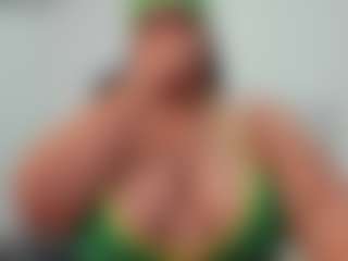 Эротическая трансляция с Andrea-curvy1 — Hairy Armpits на Camsoda