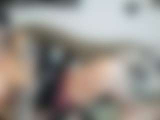 Live cam show with MissyDee - Altgirl on LiveSexCams6