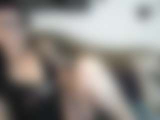 Live cam show with MissyDee - Fishnets on Stripli.com