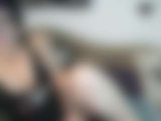 Live cam show with MissyDee - Fishnets on Camming Site