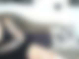 Live cam show with MissyDee - Queen on Lustler