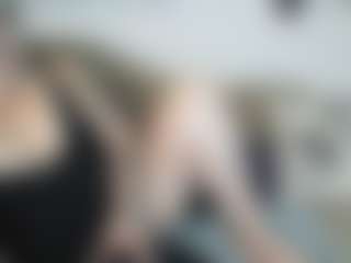 Live cam show with MissyDee - Fishnets on fuklive.com