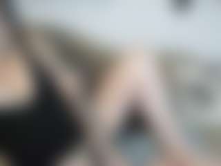 Live cam show with MissyDee - Queen on Lustler