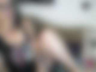 Live cam show with MissyDee - Alternative on Chatstar