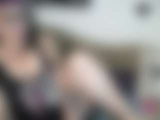 Live cam show with MissyDee - Goth on camwithhim.com