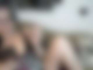 Live cam show with MissyDee - Moaning on madthumbs