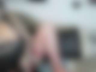 Live cam show with MissyDee - Altgirl on xxxlivecams.org