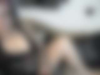 Live cam show with MissyDee - Bisexual on Gym Cam Girls
