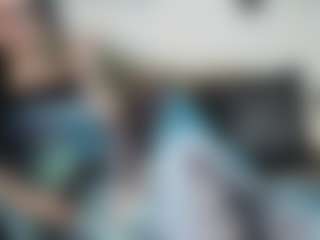Live cam show with MissyDee - Fishnets on CamwithHer