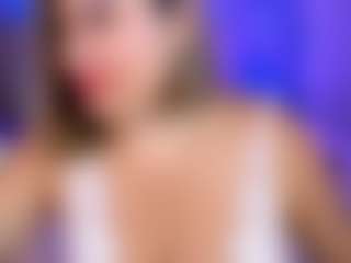 KiraRoxx's Live Sex Cam Show