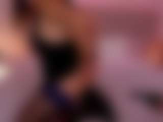 KiraRoxx's Live Sex Cam Show