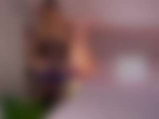 KiraRoxx's Live Sex Cam Show