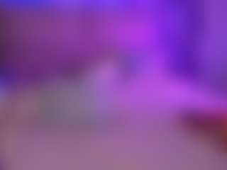 KiraRoxx's Live Sex Cam Show