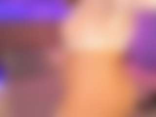 Live cam show with KiraRoxx - Mature on boobsie.com