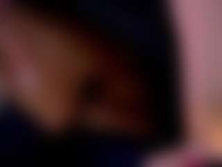 Live cam show with KiraRoxx - Mature on Milfs Live