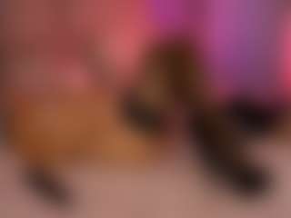 KiraRoxx's Live Sex Cam Show