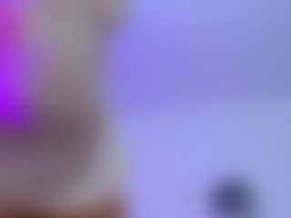 Live cam show with marianahott4 - Butt Plug on eurowanks.com