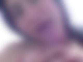 Live cam show with marianahott4 - Oil on googirlz