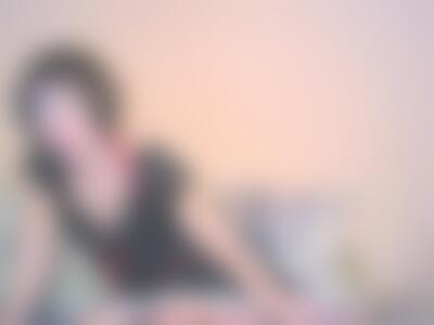 Live cam show with LikeLemonade - Long Legs on livesuperchat.net