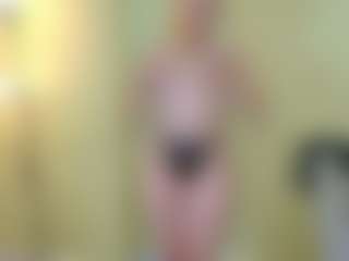 Live cam show with BreeTerner - Green Eyes on Big Tits