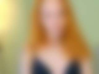 Live cam show with BreeTerner - Middle Aged on madthumbs