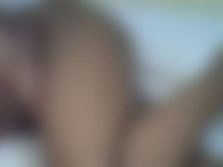 Live cam show with Cute-arabela - Student on Camsoda