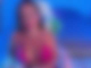 SueWannaPlay's Live Sex Cam Show